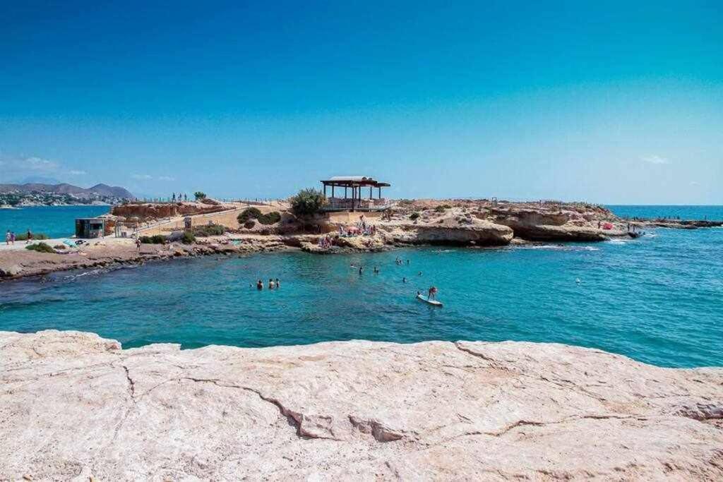 Apartmán Altamira 2 Campello Piscina, Garaje ,Wifi, A/C El Campello Exteriér fotografie